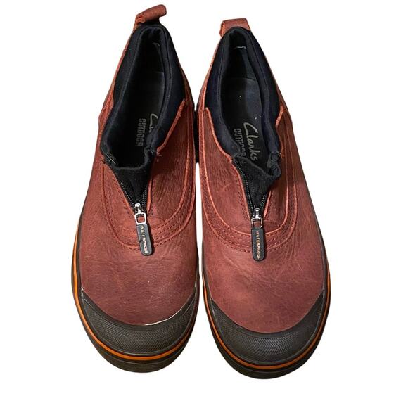Clarks "Muckers" Women Shoe, Waterproof, Thinsulate, 8M, Red/Black, Rubber Sole - Picture 3 of 12